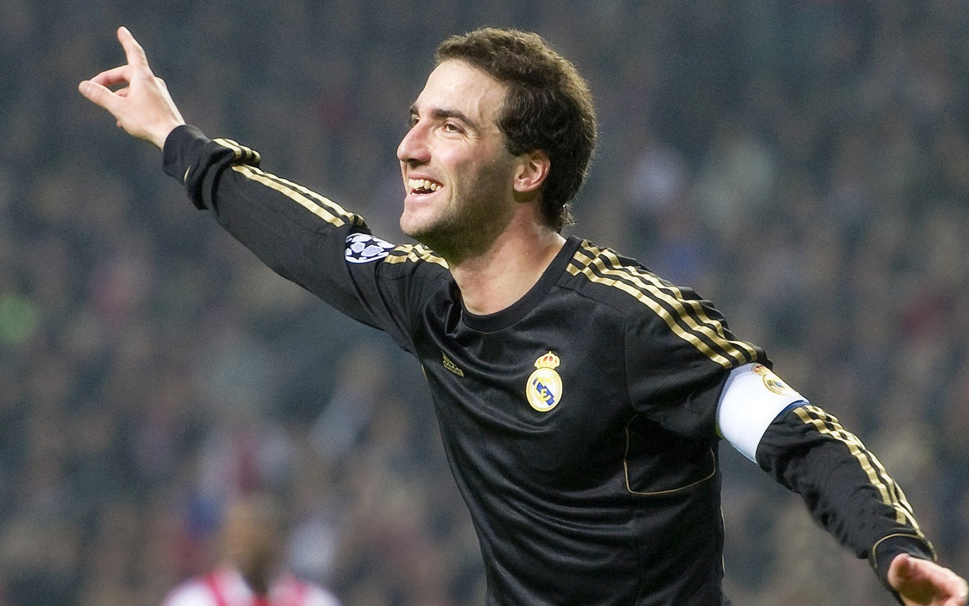 《FIFA》“虚拟世界杯”线上盛典,全球玩家齐聚一堂!